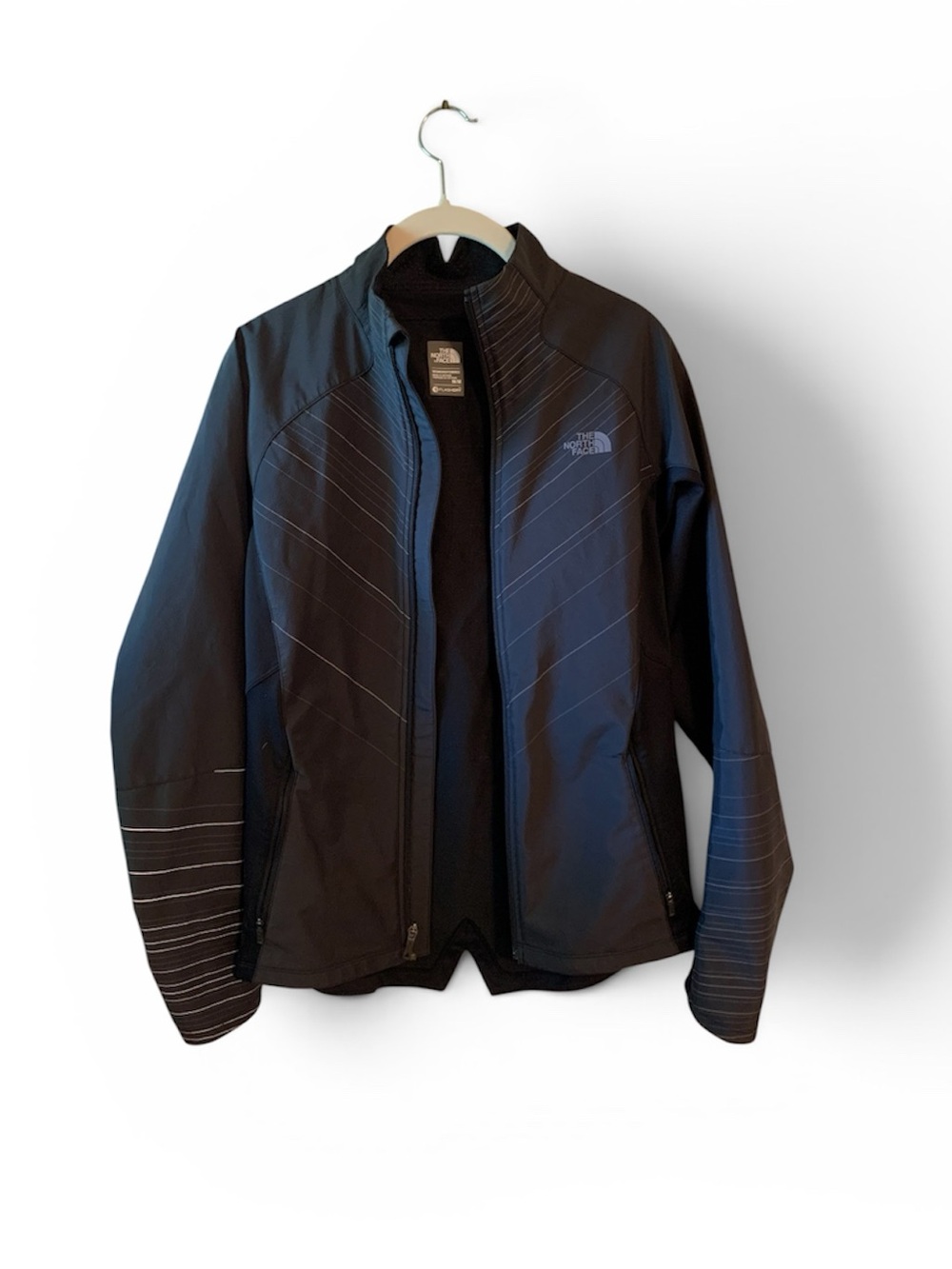 The North Face Women’s Black Flashdry Windwall Jacket size M